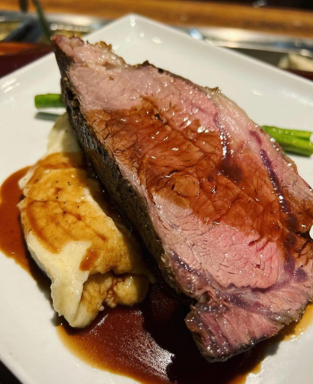 Sunday Special at The Grizzly Grill! Enjoy succulent Prime Rib at a discount – $2 off each cut! Choose from our mouth-watering 10oz, 12oz, or 14oz options. A delectable Sunday feast awaits you.