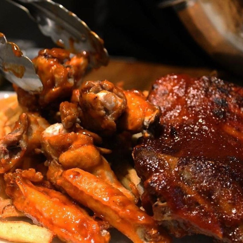 Grizzly Grill | Ribs & Wings